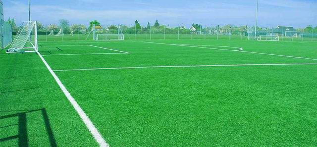 人工草坪足球場