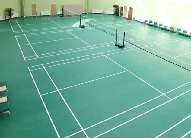 羽毛球場